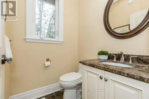 119 Earl Street Wasaga Beach ON L9Z 2P5