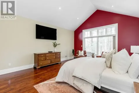 119 Earl Street Wasaga Beach ON L9Z 2P5
