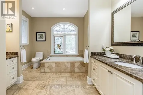 119 Earl Street Wasaga Beach ON L9Z 2P5