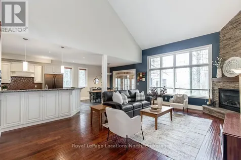 119 Earl Street Wasaga Beach ON L9Z 2P5