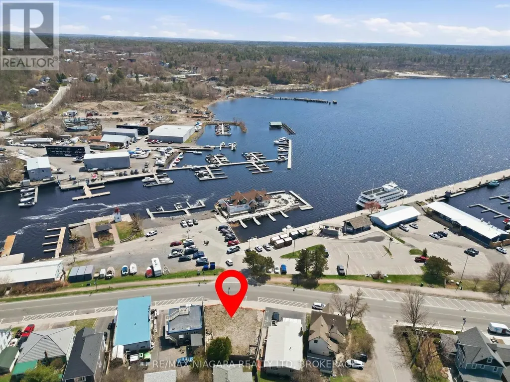 22 Bay Street Parry Sound ON P2A 1S5