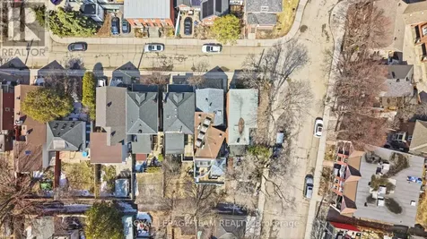 12 Lewis Street Ottawa ON K2P 0S3