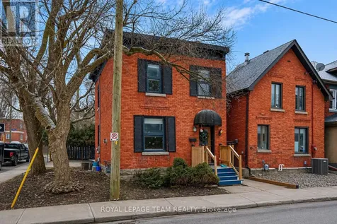 8 Lewis Street Ottawa ON K2P 0S3
