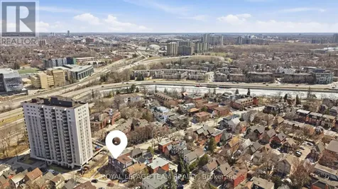 8 Lewis Street Ottawa ON K2P 0S3