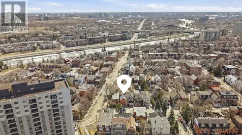8 Lewis Street Ottawa ON K2P 0S3