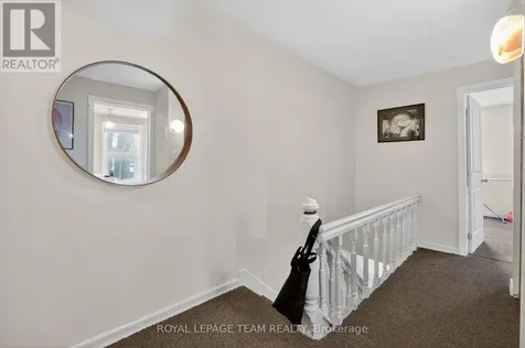 8 Lewis Street Ottawa ON K2P 0S3
