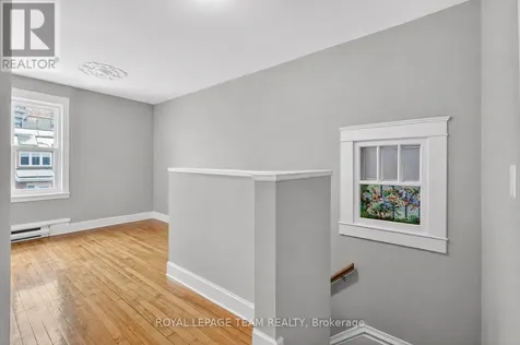 10 Lewis Street Ottawa ON K2P 0S3