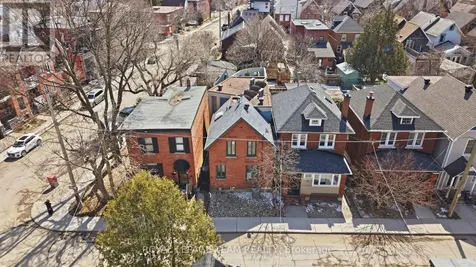 10 Lewis Street Ottawa ON K2P 0S3