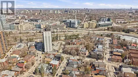 10 Lewis Street Ottawa ON K2P 0S3