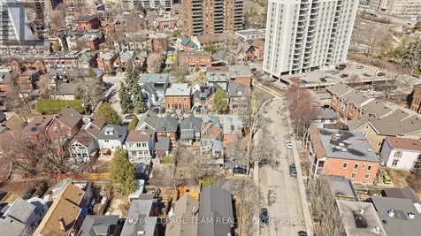 10 Lewis Street Ottawa ON K2P 0S3