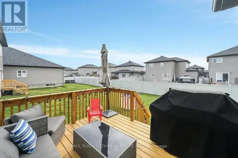 624 Geneva Crescent Russell ON K0A 1W0