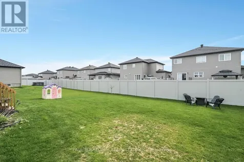 624 Geneva Crescent Russell ON K0A 1W0
