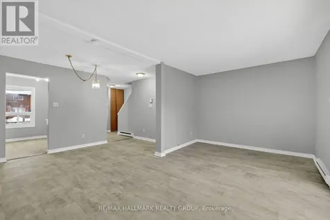 3219 Stockton Drive Ottawa ON K1T 1S3