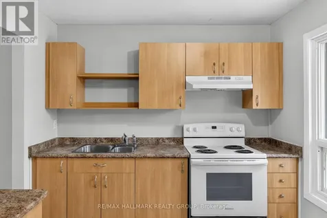 3219 Stockton Drive Ottawa ON K1T 1S3