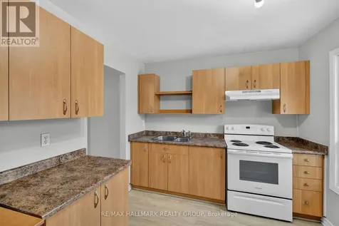 3219 Stockton Drive Ottawa ON K1T 1S3