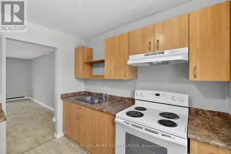 3219 Stockton Drive Ottawa ON K1T 1S3