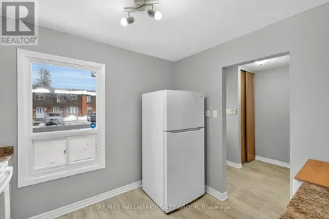 3219 Stockton Drive Ottawa ON K1T 1S3