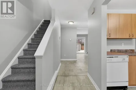 3219 Stockton Drive Ottawa ON K1T 1S3