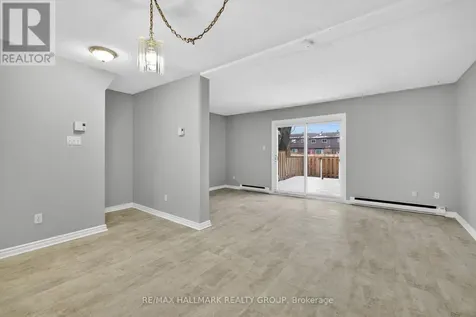 3219 Stockton Drive Ottawa ON K1T 1S3