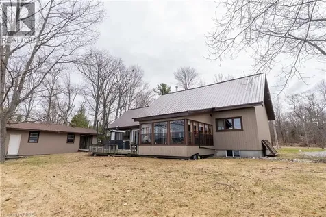 344 Perry Avenue Killarney ON P0M 2A0