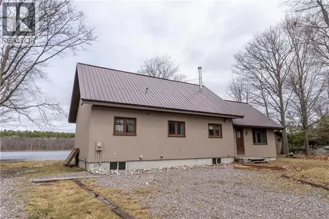 344 Perry Avenue Killarney ON P0M 2A0