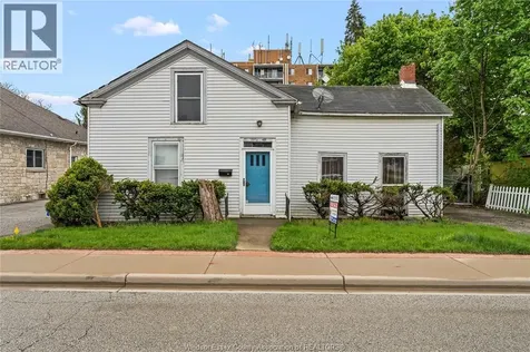 109 Park Street Amherstburg ON N9V 1N7