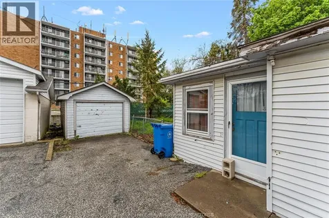 109 Park Street Amherstburg ON N9V 1N7