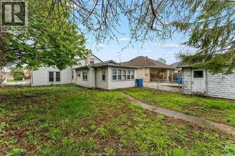 109 Park Street Amherstburg ON N9V 1N7