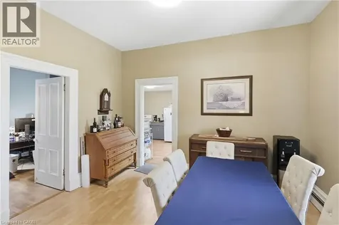 114 Grand Avenue South Cambridge ON N1S 2M2