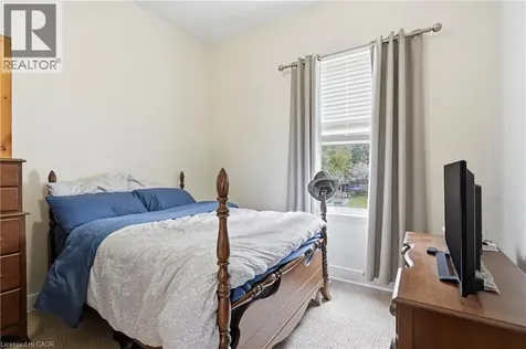 114 Grand Avenue South Cambridge ON N1S 2M2