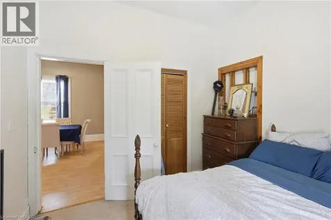 114 Grand Avenue South Cambridge ON N1S 2M2