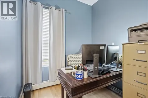 114 Grand Avenue South Cambridge ON N1S 2M2