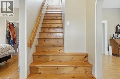 114 Grand Avenue South Cambridge ON N1S 2M2