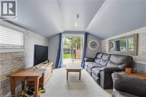 114 Grand Avenue South Cambridge ON N1S 2M2