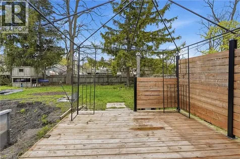 114 Grand Avenue South Cambridge ON N1S 2M2