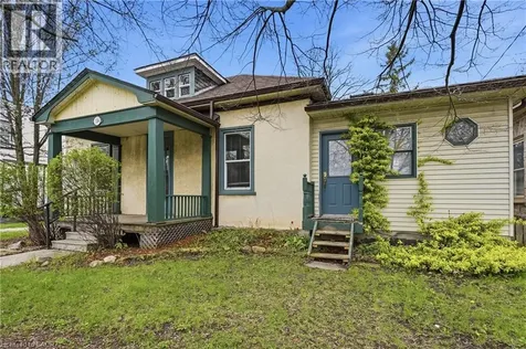 114 Grand Avenue South Cambridge ON N1S 2M2