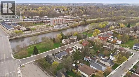 114 Grand Avenue South Cambridge ON N1S 2M2