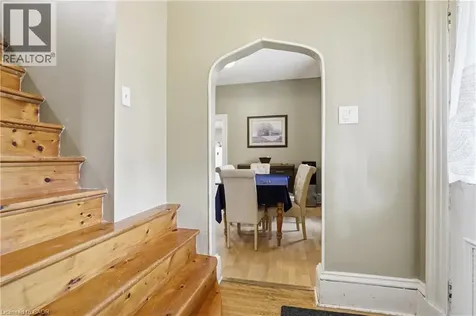 114 Grand Avenue South Cambridge ON N1S 2M2