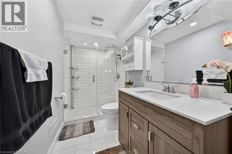 3 Bowes Court Caledon ON L7E 1A5