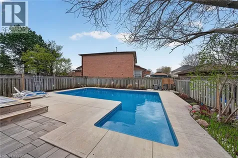 3 Bowes Court Caledon ON L7E 1A5