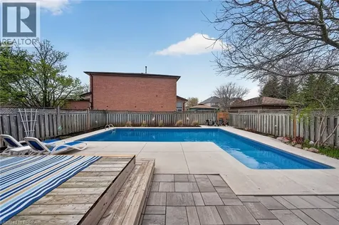 3 Bowes Court Caledon ON L7E 1A5