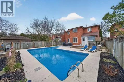3 Bowes Court Caledon ON L7E 1A5