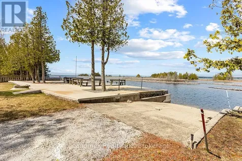 268 Dorcas Bay Road Northern Bruce Peninsula ON N0H 2R0