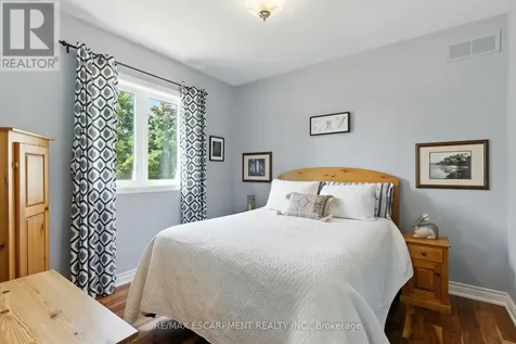 10 Featherstone Avenue Haldimand ON N0A 1P0