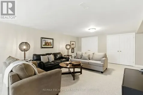 10 Featherstone Avenue Haldimand ON N0A 1P0