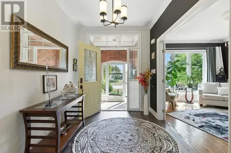 10 Featherstone Avenue Haldimand ON N0A 1P0
