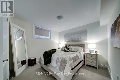194 Mapleside Drive Wasaga Beach ON L9Z 0L4