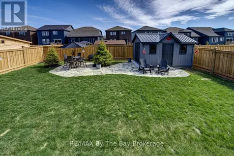 194 Mapleside Drive Wasaga Beach ON L9Z 0L4