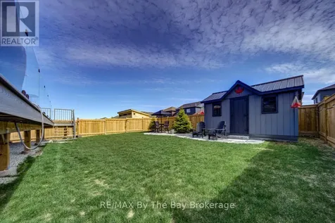 194 Mapleside Drive Wasaga Beach ON L9Z 0L4