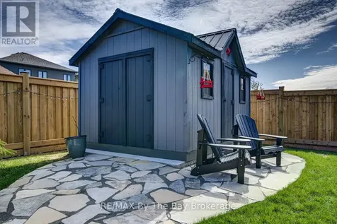 194 Mapleside Drive Wasaga Beach ON L9Z 0L4